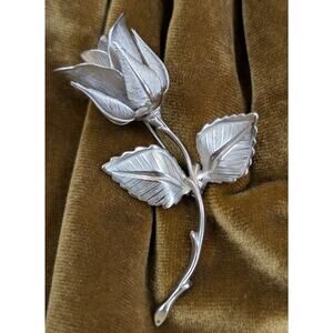 Vintage Giovanni Silver Tone Rose Brooch Signed Floral Mid Century Classic Elega